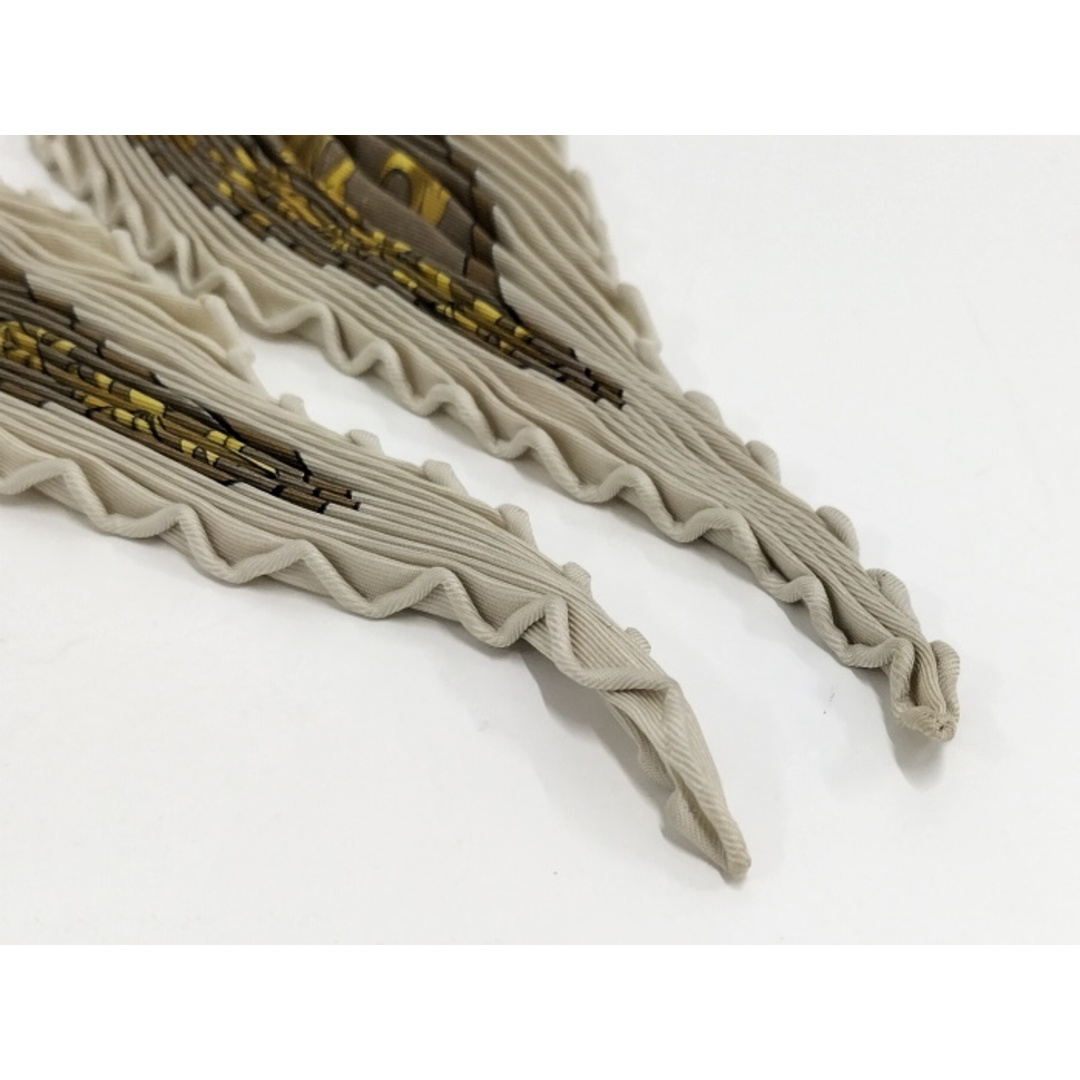 HERMES - エルメス プリーツスカーフ ベージュ系の通販 by HERMES - エルメス プリーツスカーフ ベージュ系の通販 by