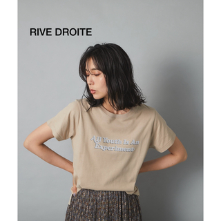 リヴドロワ(RIVE DROITE)のRIVE DROITE (リヴドロワ) RETRO FONTO ロゴTシャツ(Tシャツ(半袖/袖なし))