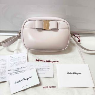 サルヴァトーレフェラガモ(Salvatore Ferragamo)のサルバトーレフェラガモ　ミニバッグ　カメラバッグ　ミニショルダー　パーティバッグ(ショルダーバッグ)