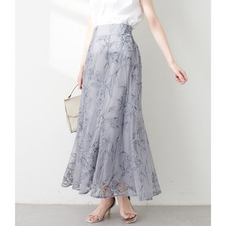 natural couture - 長さ変えれる大柄フラワー刺繍レーススカート