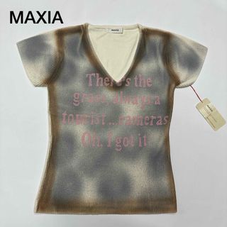 MAXIA マキシア　Tシャツ　Ｖネック　半袖　(シャツ/ブラウス(長袖/七分))