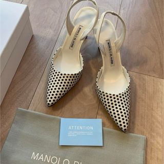 マノロブラニク(MANOLO BLAHNIK)のMANOLO BLAHNIK マノロブラニク　国内店購入　キャロラインパンプス(サンダル)