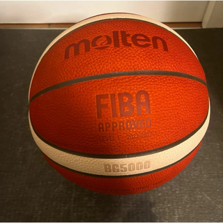 モルテン(molten)のmolten バスケットボール7号　B7G5000(バスケットボール)