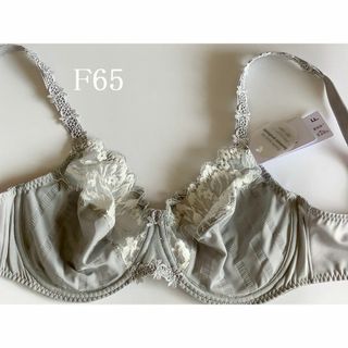 シモーヌペレール(Simone Perele)のF65☆Simone Pereleシモーヌ ペレール高級海外ランジェリー　グレー(ブラ)