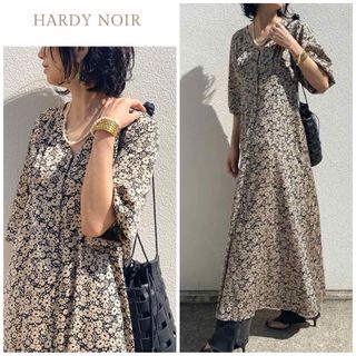 2.8万 イエナ HARDY NOIR サテンフラワープリント ワンピース