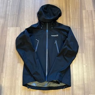 ノローナ(NORRONA)のnorrona FALKTEND GORE-TEX JACKET(M)　XS(登山用品)