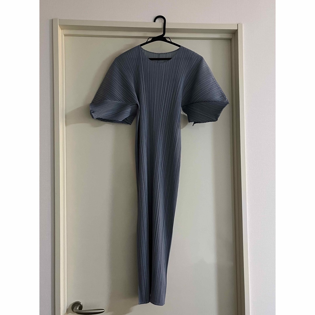 PLEATS PLEASE ISSEY MIYAKE - Pleats Please Monthly Colors PLEATS PLEASE ISSEY MIYAKE - Pleats Please Monthly Colors