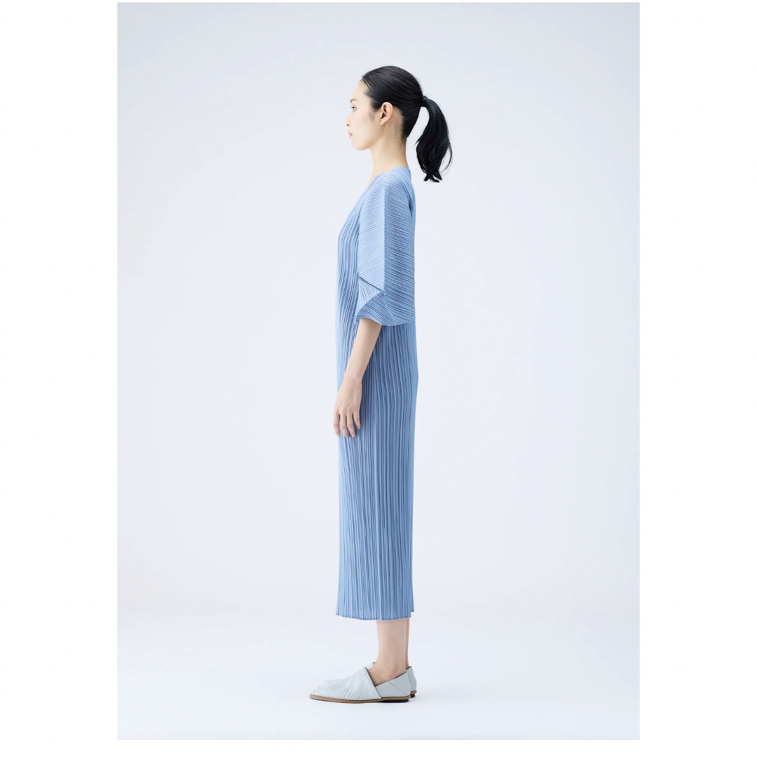 PLEATS PLEASE ISSEY MIYAKE - Pleats Please Monthly Colors PLEATS PLEASE ISSEY MIYAKE - Pleats Please Monthly Colors