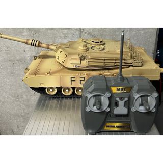 送料無料　陸上自衛隊　戦車　ラジコン　MIA2 ABRAMS(トイラジコン)