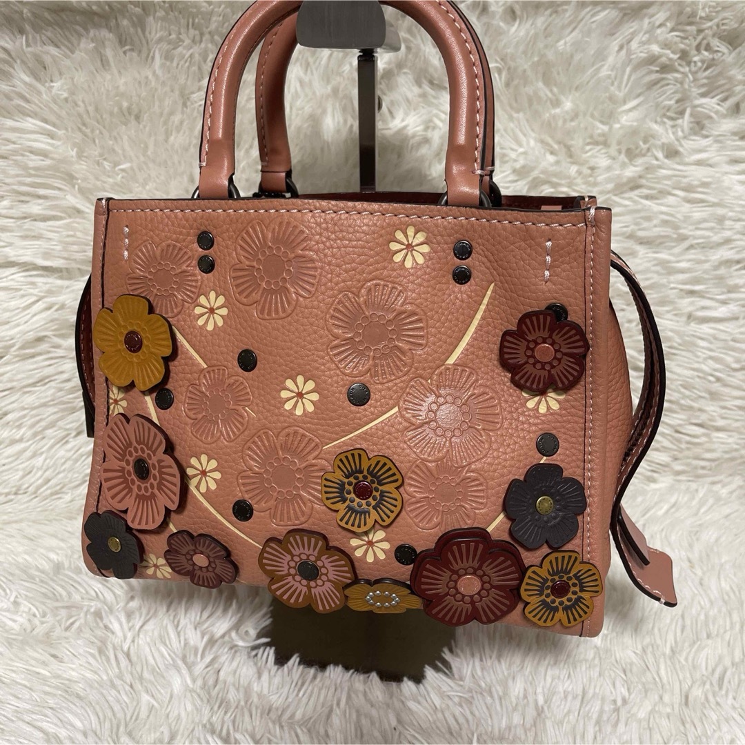 極美品)大人気、コーチ、ハンドバッグ、ティーローズ、有名人 極美品)大人気、コーチ、ハンドバッグ、ティーローズ、有名人