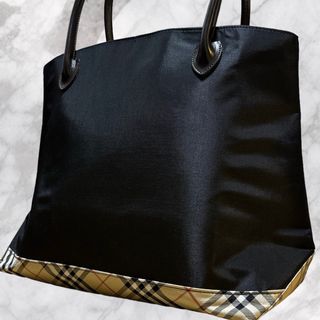 BURBERRY BLUE LABEL - 【美品】バーバリー トートバッグ ノバチェック 黒 A4サイズ ナイロン レザー