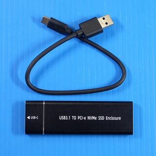 【外付けケース】USB3.1 TO PCI-e NVMe SSD enclosu