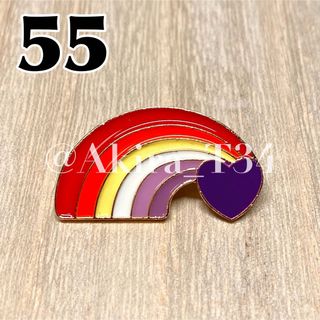 55.流れるハート(レズビアンフラッグ)のピンバッジ(バッジ/ピンバッジ)