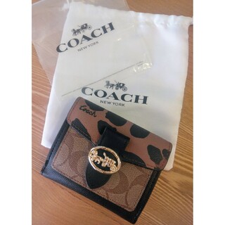 COACH - ✨美品✨💓COACH 折り財布 シグネチャーキャンバス レオパード💓