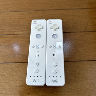 ウィー(Wii)のwiiリモコン　ホワイト2本セット(その他)