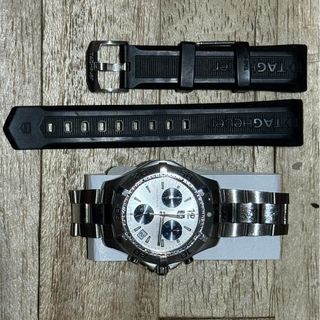 タグホイヤー(TAG Heuer)のタグホイヤー アクアレーサー クロノグラフ 中古 　CAF1111 シルバー×ブ(金属ベルト)