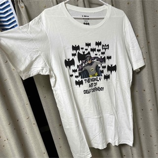 ユニクロ(UNIQLO)の夏T④ユニクロUT/Tシャツ　BATMAN 半袖  ホワイト　L(Tシャツ/カットソー(半袖/袖なし))
