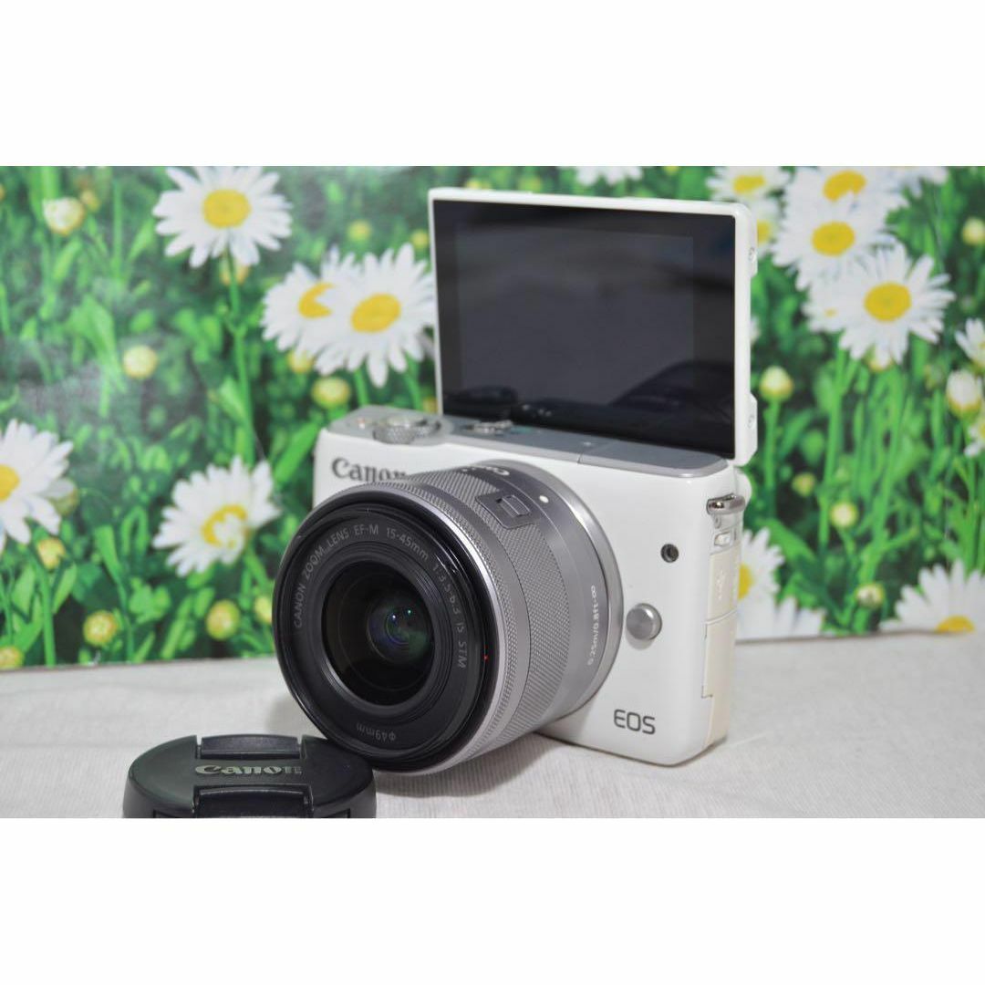 ⭐️手振れ補正最新型レンズ⭐️軽量で女性に大人気⭐️Canon ⭐️手振れ補正最新型レンズ⭐️軽量で女性に大人気⭐️Canon