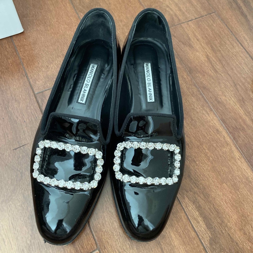 MANOLO BLAHNIK マノロ ブラニクPILAジュエルバックルローファー MANOLO BLAHNIK マノロ ブラニクPILAジュエルバックルローファー
