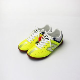 ニューバランス(New Balance)の極美品 ニューバランス New Balance JSASTIFC アウダッツォ フットサルシューズ 23.5/イエロー クツ スニーカー スポーツ【2400013890823】(スニーカー)