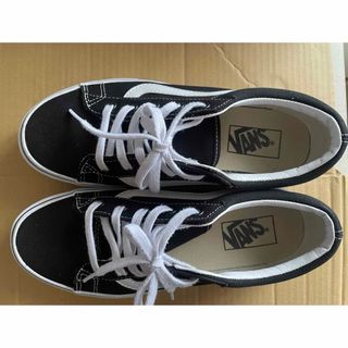 ヴァンズ(VANS)のvans スニーカー　ブラック　24センチ(スニーカー)