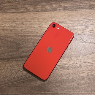 アップル(Apple)の【美品】iPhone SE 第2世代 (SE2) レッド64GB SIMフリー(スマートフォン本体)