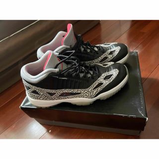 ジョーダン(Jordan Brand（NIKE）)のNike Jordan 11 Low IE /black red cement(スニーカー)