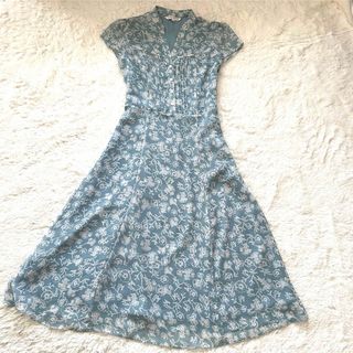 ローラアシュレイ(LAURA ASHLEY)のローラアシュレイ　花柄ロングワンピース　フレンチスリーブ　Aライン(ロングワンピース/マキシワンピース)