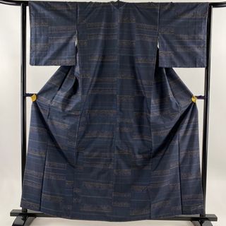 大島紬 身丈161cm 裄丈63.5cm 正絹 美品 逸品 【中古】(着物)