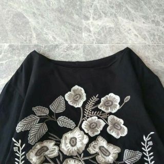 BEARDSLEY - 347＊ビアズリー BEARDSLEY☆花柄 フラワー刺繍 ブラウス シャツ＊黒