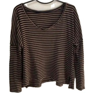 ザラ(ZARA)のZARA  Vネック長袖ボーダートップス　ブラウン(Tシャツ(長袖/七分))