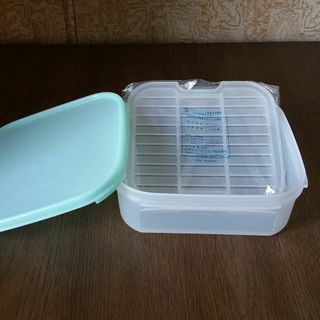 タッパーウェア(TupperwareBrands)のタッパーウェア　MMスクエア　すのこ付　1200ml　未使用(容器)