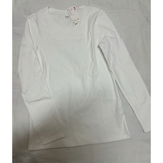 ユニクロ(UNIQLO)のユニクロ　コットンフライスクルーネックT ホワイト　M(Tシャツ(長袖/七分))