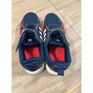 adidas - adidas スニーカー　22cm