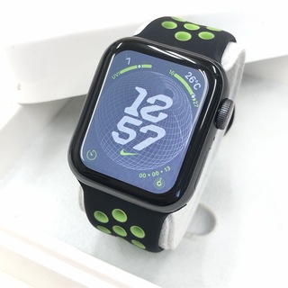 アップルウォッチ(Apple Watch)のApple Watch SE 黒 40mm アップルウォッチ(その他)