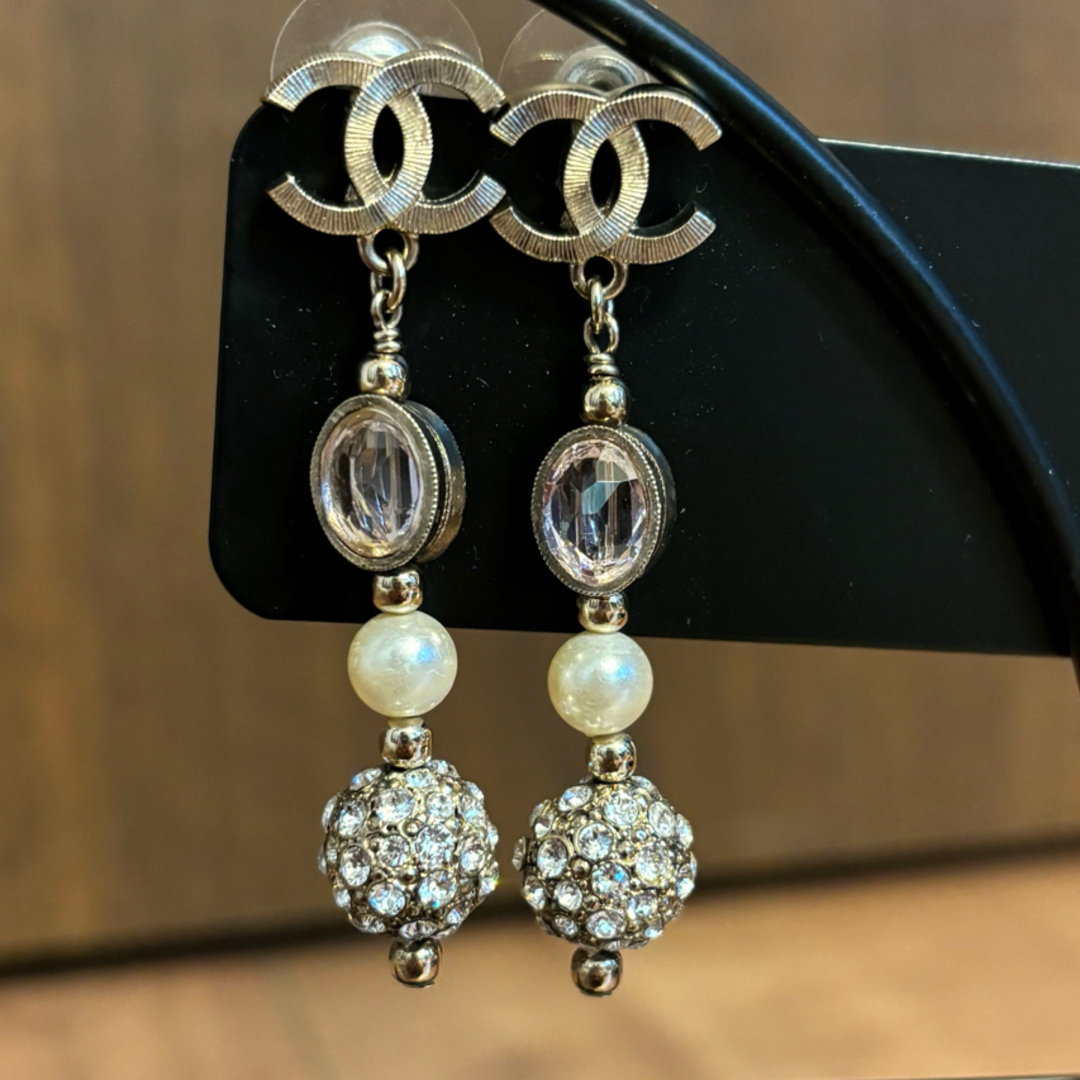 シャネル ピンククリスタル ピアス アクセサリー シャネル ピンククリスタル ピアス アクセサリー