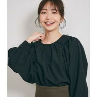 ベースメント(BASEMENT)の【美品】ボリュームパフスリーブブラウス(シャツ/ブラウス(半袖/袖なし))