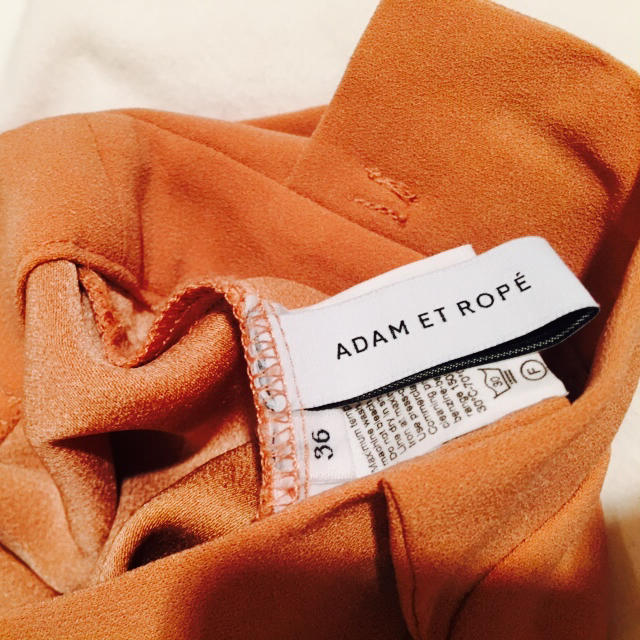 Adam et Rope'(アダムエロぺ)のアダムエロペ ワイドパンツ レディースのパンツ(バギーパンツ)の商品写真