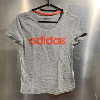 アディダス(adidas)のadidas レディースTシャツ　M(Tシャツ(半袖/袖なし))