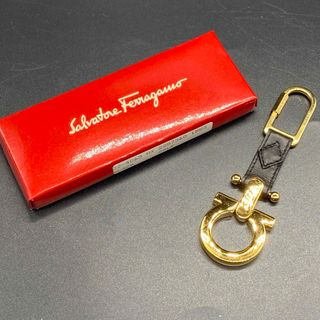 Salvatore Ferragamo - サルヴァトーレ・フェラガモ キーホルダー キーリング　ゴールドカラー　no.93