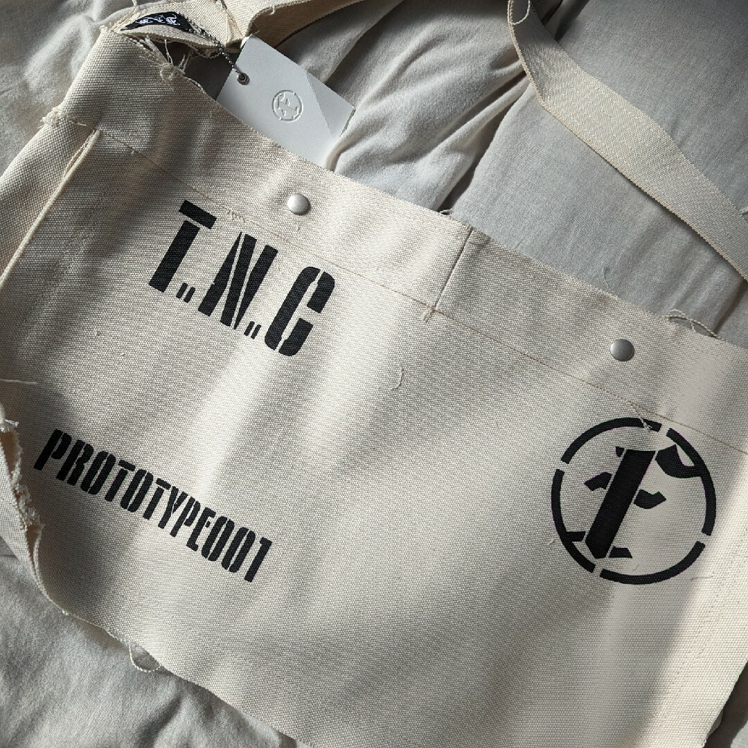 FAF 新品 生成り WHITE ホワイト bag shoulder ショルダー バッグ FAF 新品 生成り WHITE ホワイト bag shoulder ショルダー バッグ