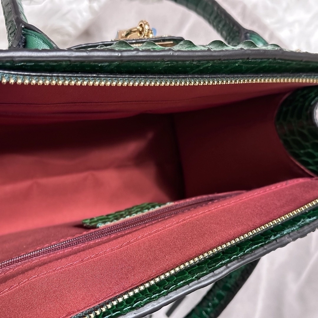 新品 訳あり BOLINI 牛革 2WAYハンドバッグ クロコ型押し 新品 訳あり BOLINI 牛革 2WAYハンドバッグ クロコ型押し