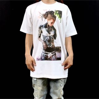 新品 ビッグプリント　セクシー タトゥー ピアス ギャングスタレディ Tシャツ(Tシャツ/カットソー(半袖/袖なし))