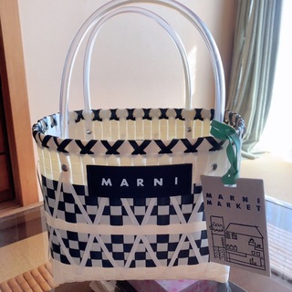 Marni - 新品未使用　MARNI マルニ ピクニックバック