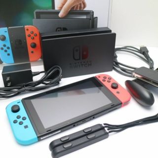 ニンテンドースイッチ(Nintendo Switch)の超美品 Nintendo Switch ネオンブルーネオンレッド M111(家庭用ゲーム機本体)