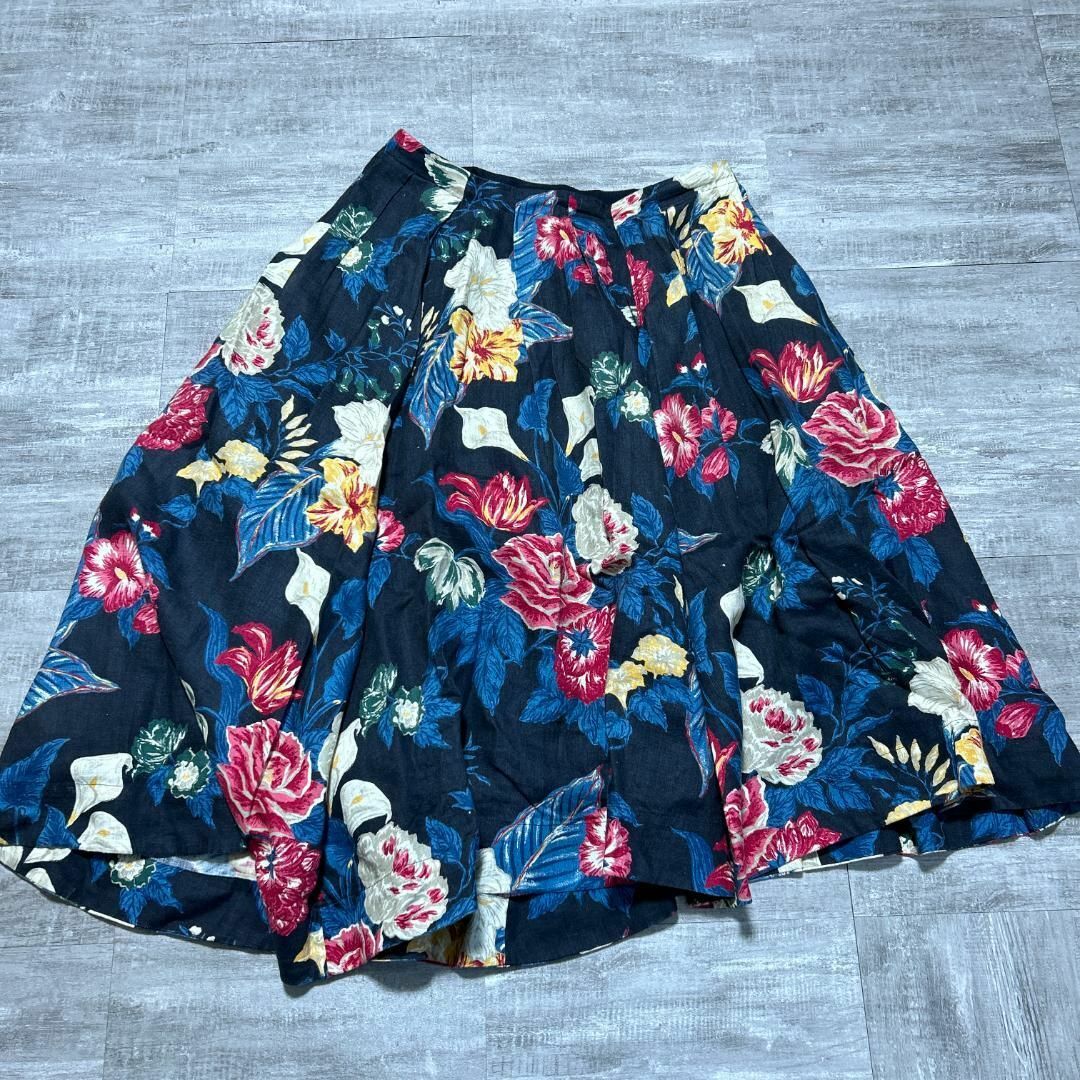 美品 KEITA MARUYAMA 広い ケイタマルヤマ レディース ブラック 美品 KEITA MARUYAMA 広い ケイタマルヤマ レディース ブラック