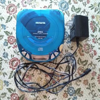 アイワ(aiwa)のCDポータブルプレーヤー　aiwa(ポータブルプレーヤー)