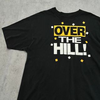 ヘインズ(Hanes)のUSA製　ヘインズ　OVER THE HILL　ロゴ　Tシャツ　古着　黒　XL(Tシャツ/カットソー(半袖/袖なし))