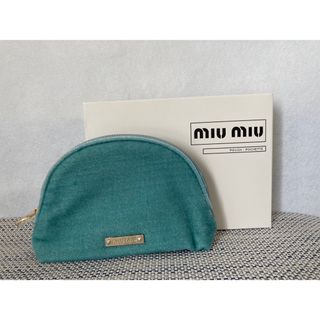 MIU MIU(ポーチ ・ ブルー・ネイビー/青色系)のフリマアイテム一覧 MIU MIU(ポーチ ・ ブルー・ネイビー/青色系)のフリマアイテム一覧
