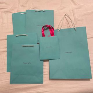 Tiffany & Co.(ショップ袋)のフリマアイテム一覧 Tiffany & Co.(ショップ袋)のフリマアイテム一覧